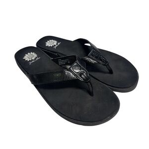 Yellow Box Black Flena Flip Flops  Size 8.5